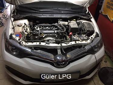 2017/toyota-auris/5_1511641482.jpg