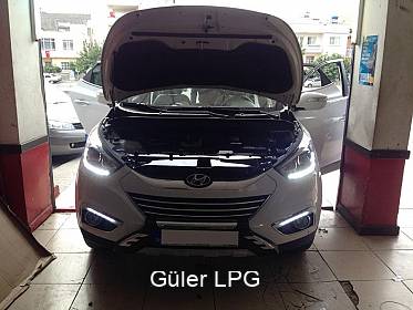 2014/hyundai-ix35-11/hyundai-zavoli-lpg-montaji8_1491959185.jpg